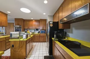 917 Holly Rd, Belmont, CA 94002 - Photo 28