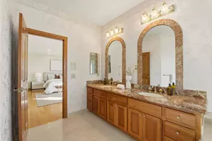 6357 Fairlane Dr, Oakland, CA 94611 - Photo 54