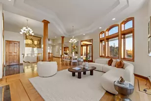 6357 Fairlane Dr, Oakland, CA 94611 - Photo 12