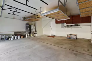 750 W 9th St, Gilroy, CA 95020 - Photo 30