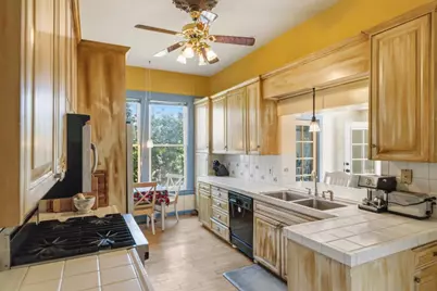 233 Van Ness Ave, Santa Cruz, CA 95060 - Photo 10
