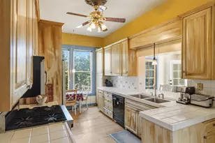 233 Van Ness Ave, Santa Cruz, CA 95060 - Photo 10