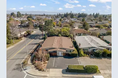 1560 Albatross Dr, Sunnyvale, CA 94087 - Photo 2