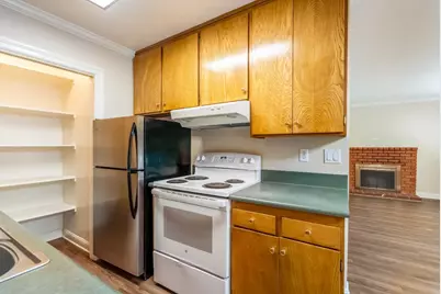 1560 Albatross Dr, Sunnyvale, CA 94087 - Photo 4