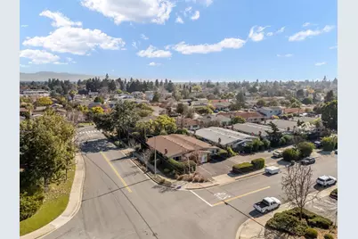 1560 Albatross Dr, Sunnyvale, CA 94087 - Photo 1