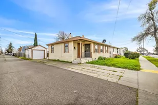 318 Taylor St, Fairfield, CA 94533 - Photo 2