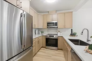 3627 Cabernet Vineyards Cir, San Jose, CA 95117 - Photo 18