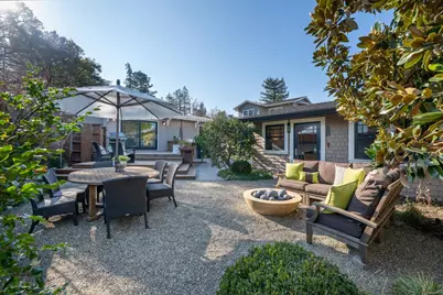 812 Newhall Rd, Burlingame, CA 94010 - Photo 32