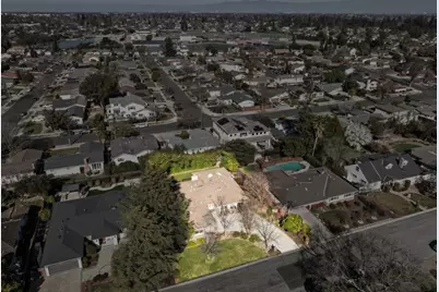 19061 Brookhaven Dr, Saratoga, CA 95070 - Photo 24