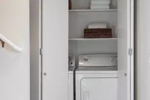 2427 Sharon Oaks Dr, Menlo Park, CA 94025 - Photo 12