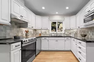 201 Soledad Pl, Monterey, CA 93940 - Photo 8