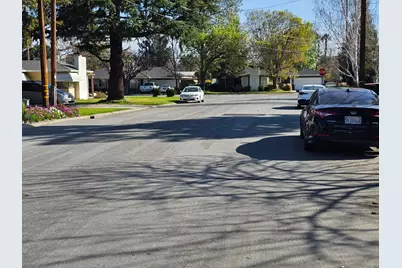 481 Dallas Dr, Campbell, CA 95008 - Photo 4