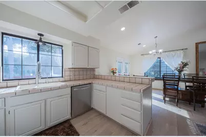 6640 Kim Ann Ln, Salinas, CA 93907 - Photo 18