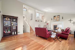 9040 El Matador Dr, Gilroy, CA 95020 - Photo 6