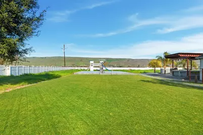 194 Lantz Dr, Morgan Hill, CA 95037 - Photo 12