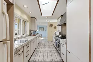 28 Willow Rd, Menlo Park, CA 94025 - Photo 20