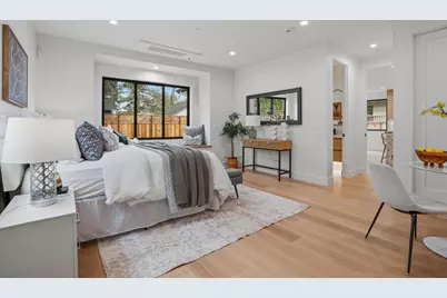 752 College Ave, Menlo Park, CA 94025 - Photo 18