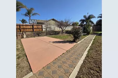 1390 Appalachian St, Soledad, CA 93960 - Photo 24