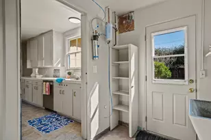 208 Diablo Dr, Salinas, CA 93906 - Photo 14