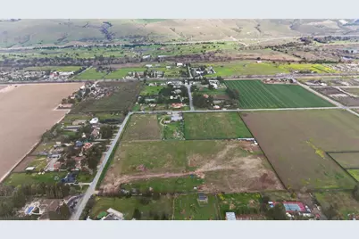 214 Scheller Ave, Morgan Hill, CA 95037 - Photo 16