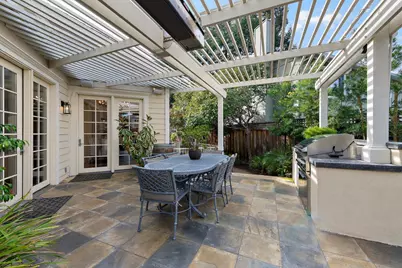 910 Cambridge Ave, Menlo Park, CA 94025 - Photo 36
