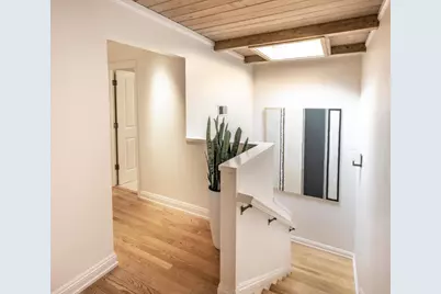 708 University Dr, Menlo Park, CA 94025 - Photo 20