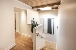 708 University Dr, Menlo Park, CA 94025 - Photo 20