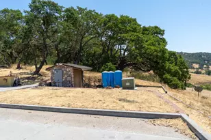 21050 Uvas Rd, Morgan Hill, CA 95037 - Photo 18