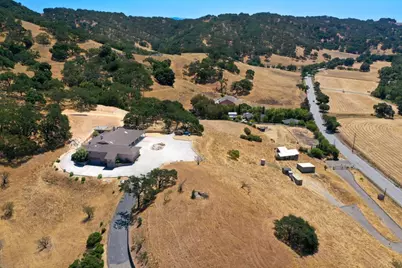 21050 Uvas Road, Morgan Hill, CA 95037 - Photo 4