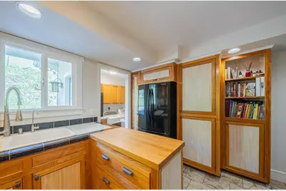 820 Comstock Rd, Hollister, CA 95023 - Photo 18