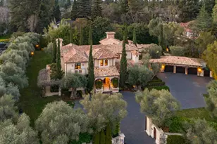 35 Barry Ln, Atherton, CA 94027 - Photo 2