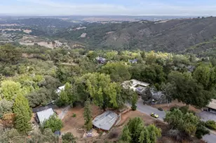76 Old Spanish Trail, Portola Valley, CA 94028 - Photo 4