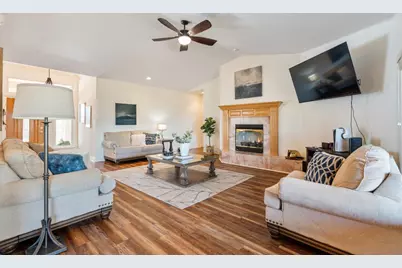 313 Taryn Ct, Hollister, CA 95023 - Photo 20