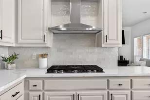 313 Taryn Ct, Hollister, CA 95023 - Photo 4