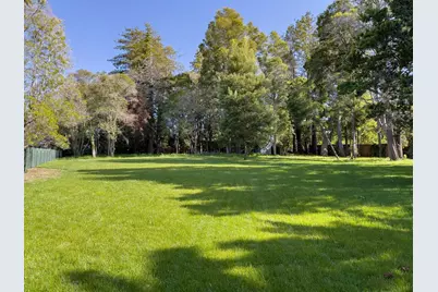 90 Fagan Dr, Hillsborough, CA 94010 - Photo 12