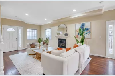 3712 Joy Ln, San Jose, CA 95117 - Photo 2