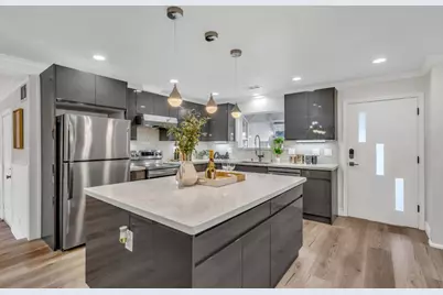 5776 Arapaho Dr, San Jose, CA 95123 - Photo 10