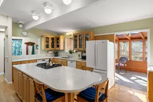 306 Crocker Ave, Pacific Grove, CA 93950 - Photo 2