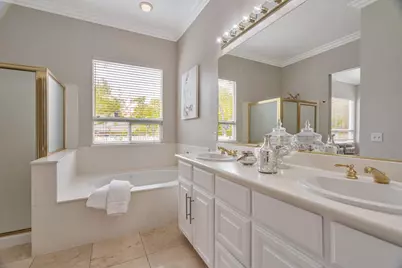 8845 Wine Valley Cir, San Jose, CA 95135 - Photo 32