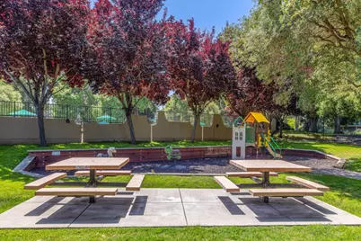 835 N Humboldt St 203, San Mateo, CA 94401 - Photo 24