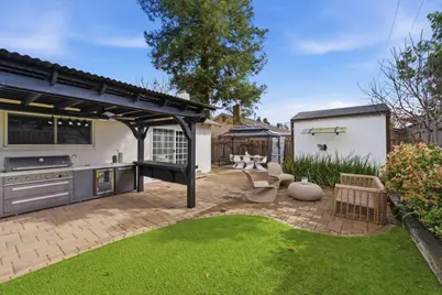 3819 Willowood Dr, San Jose, CA 95118 - Photo 20