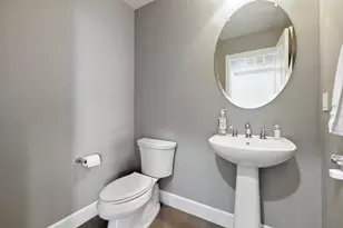 316 Fair Oaks Ave, Sunnyvale, CA 94085 - Photo 16