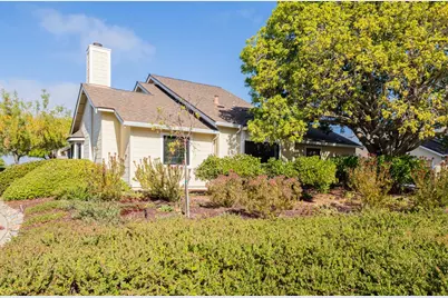 1051 Olympic Ln, Seaside, CA 93955 - Photo 2