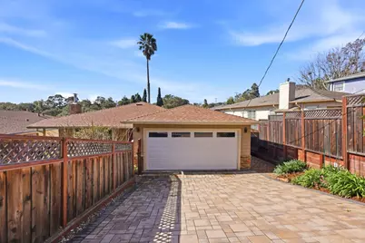 2404 Cipriani Blvd, Belmont, CA 94002 - Photo 2