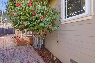 2404 Cipriani Blvd, Belmont, CA 94002 - Photo 36