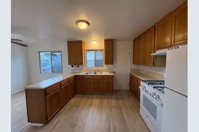 1675 Luxton St, Seaside, CA 93955 - Photo 8