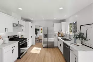 3395 Melendy Dr, San Carlos, CA 94070 - Photo 16