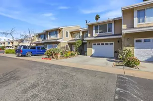 14 Orange Blossom Way, Watsonville, CA 95076 - Photo 2