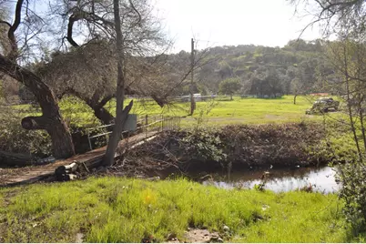 20300 Almaden Rd, San Jose, CA 95120 - Photo 14