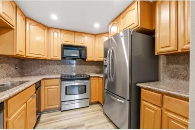 42 Muirfield Ct, San Jose, CA 95116 - Photo 10